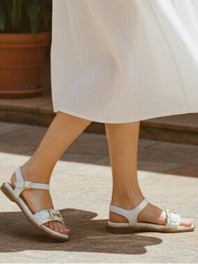 Ron White Vidalia Leather Ankle Strap White Gold Accents Sandals Sz EU40 - US9